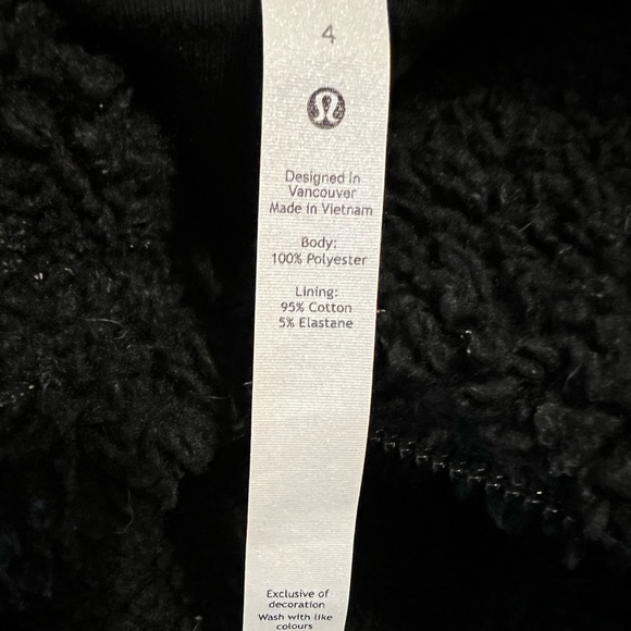 Lululemon Cinchable Fleece Black size 4 $168 MSRP - Picture 11 of 11